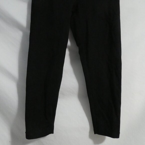 INFINITE Legging Crop | small | Black Leggings - Picture 7 of 16